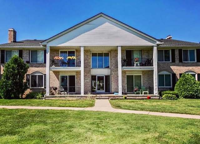 Property at 13940 Camelot Dr #79, Sterling Heights, MI 48312, 2 beds, 2 baths