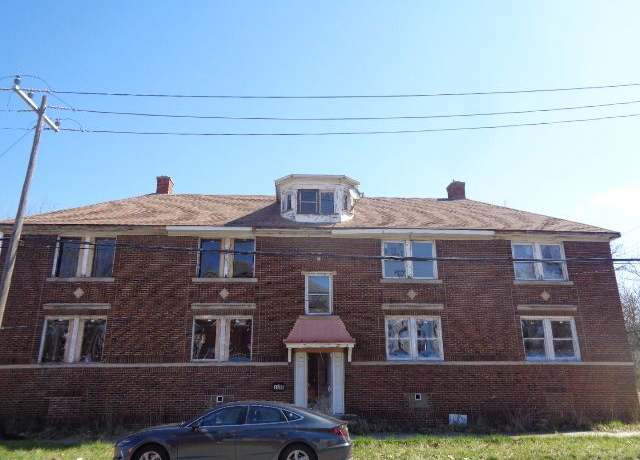 Property at 7538 Firwood St, Detroit, MI 48204, 8 beds, 4 baths