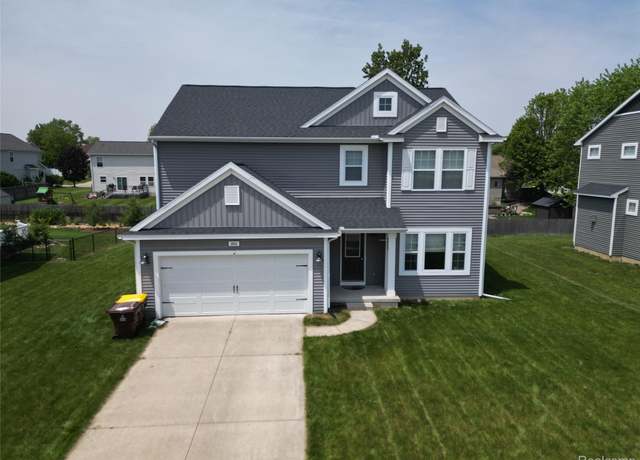 Property at 1861 Nightingale Dr, Holt, MI 48842, 4 beds, 2.5 baths