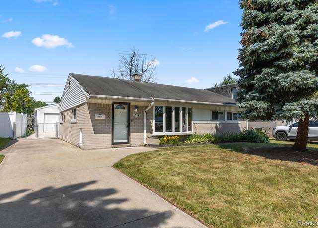 Property at 25615 Miracle Dr, Madison Heights, MI 48071, 3 beds, 1 bath