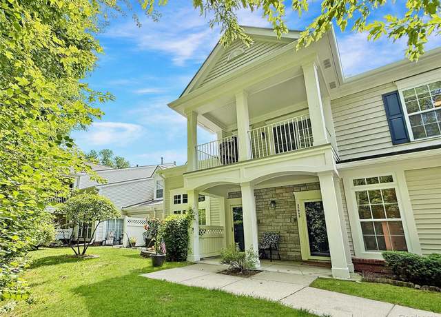 Property at 25945 Waterway Dr, Harrison Charter Township, MI 48045, 2 beds, 2.5 baths