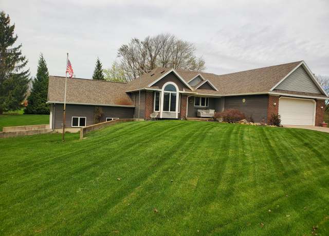 Property at 2187 Riley St, Hudsonville, MI 49426, 3 beds, 3 baths