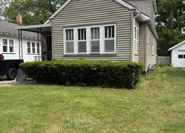 Property at 1068 Ada Ave, Muskegon, MI 49442, 4 beds, 1.5 baths