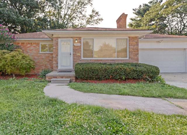Property at 23805 Johnston Ave, Eastpointe, MI 48021, 3 beds, 2 baths