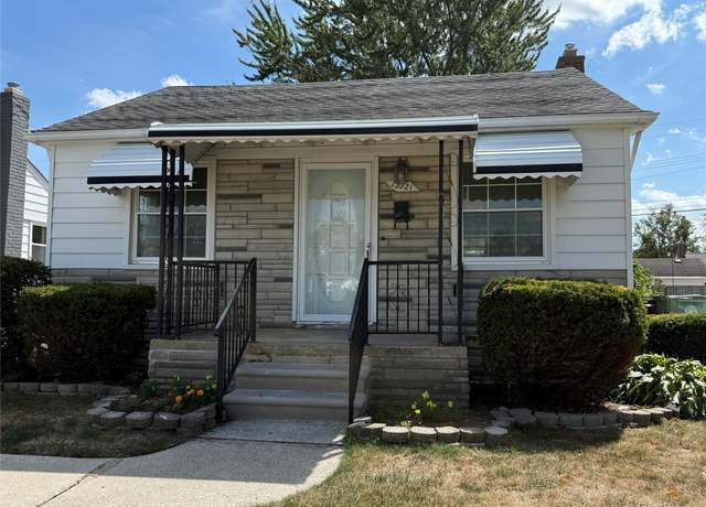 Property at 13021 Cunningham St, Southgate, MI 48195, 2 beds, 1 bath