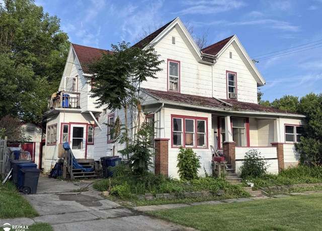 Property at 503 W 2nd St, Flint, MI 48503, 6 beds, 4 baths
