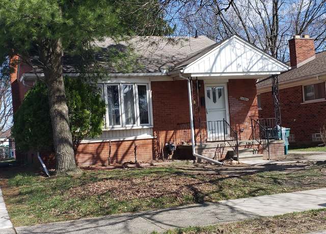 Property at 24304 Rosebud St, Eastpointe, MI 48021, 3 beds, 1 bath