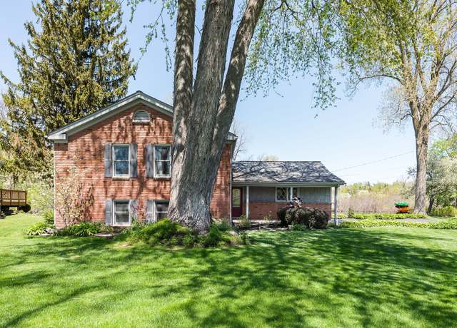 Property at 7311 Biscayne Ct, White Lake, MI 48383, 4 beds, 2 baths