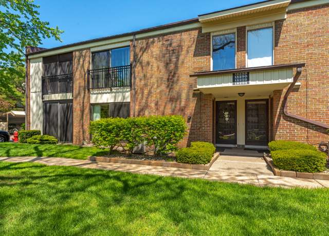 Property at 18288 University Park Dr, Livonia, MI 48152, 1 bed, 1 bath