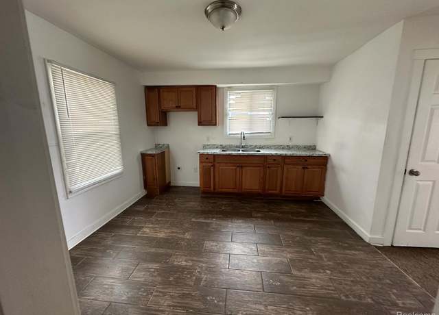 Property at 5030 Hereford St, Detroit, MI 48224, 3 beds, 1 bath