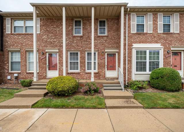 Property at 19531 Ridgemont St, St Clair Shores, MI 48080, 2 beds, 2 baths