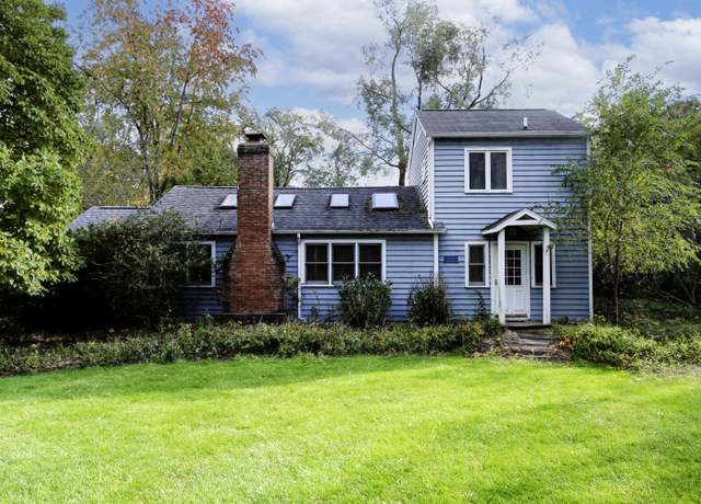Property at 17388 Arbor Ln, New Buffalo, MI 49117, 3 beds, 2 baths