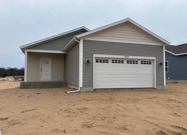 Property at 2529 Gray Wolf Way, Muskegon, MI 49444, 3 beds, 2 baths