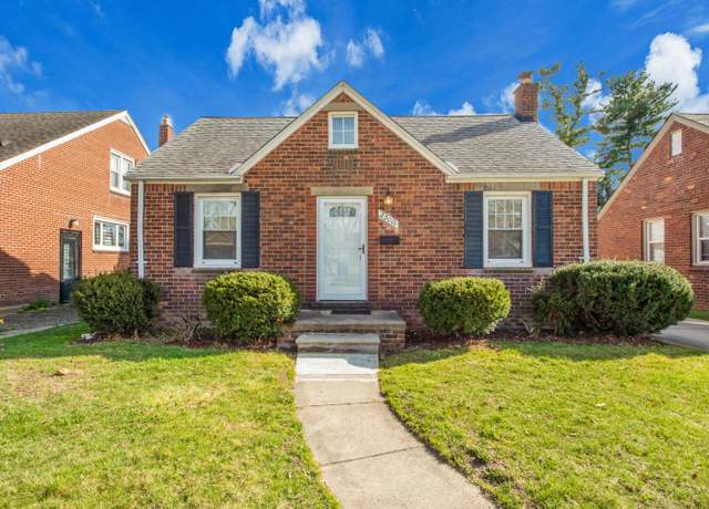 Property at 23001 Oak St, Dearborn, MI 48128, 3 beds, 1 bath