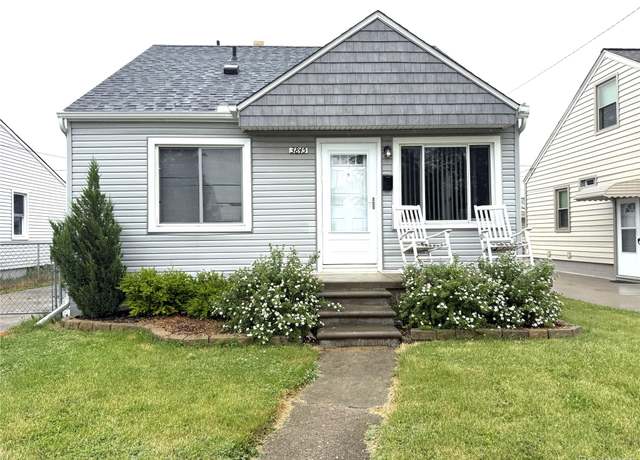 Property at 3845 21st St, Wyandotte, MI 48192, 3 beds, 1 bath