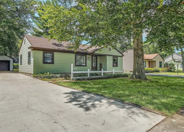 Property at 1845 Van Courtland Dr, Troy, MI 48083, 3 beds, 1.5 baths