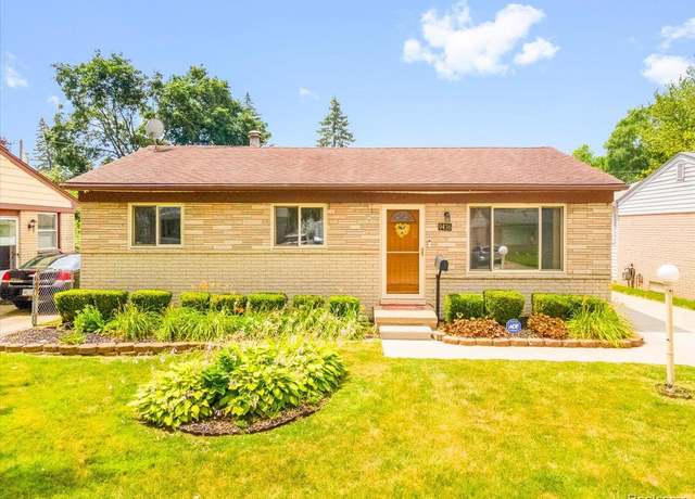Property at 9436 Essex St, Romulus, MI 48174, 3 beds, 2 baths