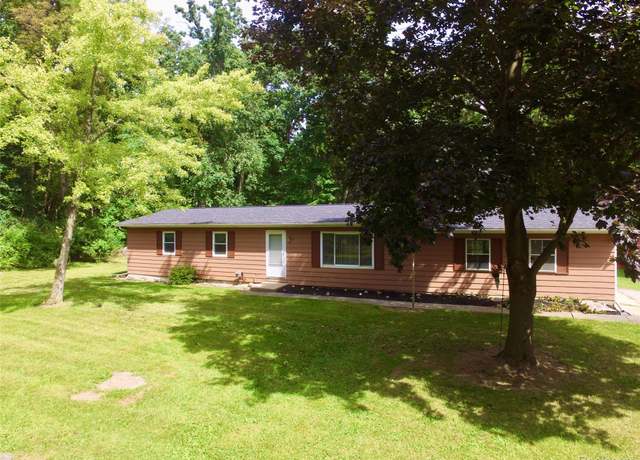 Property at 11411 Toma Rd, Putnam Township, MI 48169, 3 beds, 2 baths