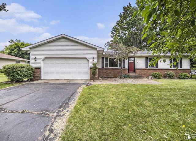 Property at 2744 Spielman Heights Dr, Adrian, MI 49221, 3 beds, 2 baths