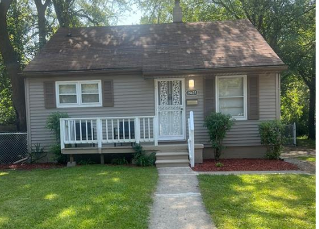 Property at 28425 Glenwood St, Inkster, MI 48141, 4 beds, 1.5 baths