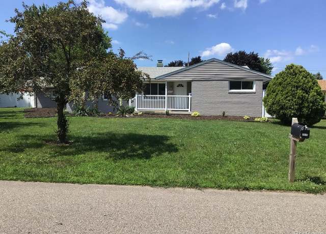 Property at 2075 Gulliver Dr, Troy, MI 48085, 5 beds, 2 baths