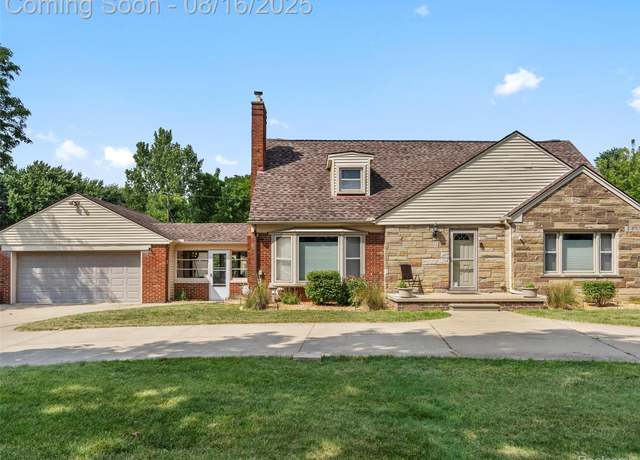 Property at 14815 15 Mile Rd, Sterling Heights, MI 48312, 3 beds, 1 bath