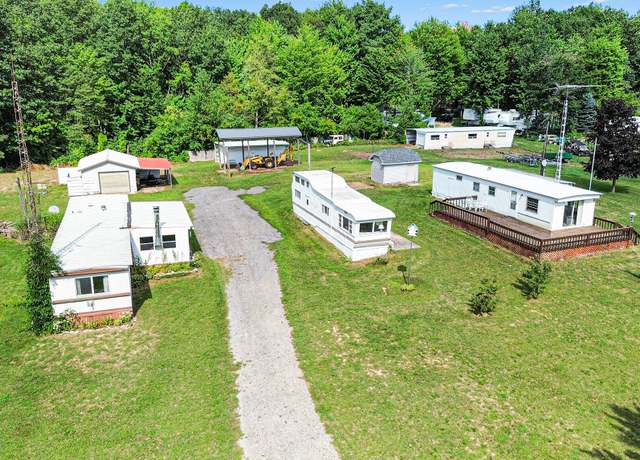 Property at 6662 Lorne Dr, Pentwater, MI 49449, 5 beds, 3 baths