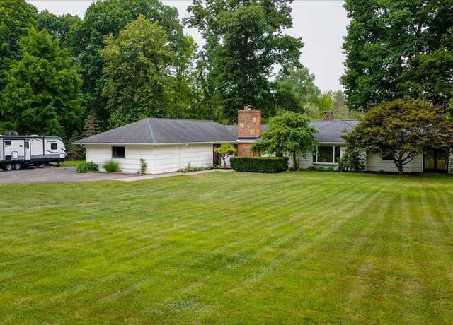 Property at 1530 S Baldwin Rd, Orion Charter Township, MI 48360, 3 beds, 2.5 baths