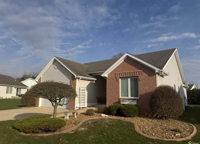 Property at 2196 Delaware Ln, Temperance, MI 48182, 3 beds, 2 baths