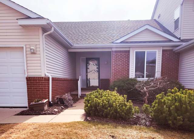Property at 994 Yarrow Rd, Howell, MI 48843, 2 beds, 3 baths