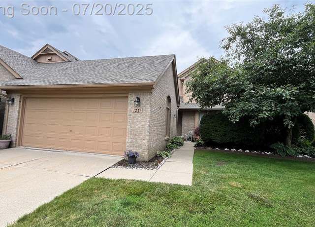 Property at 1231 Autumn Dr, Troy, MI 48098, 3 beds, 3 baths
