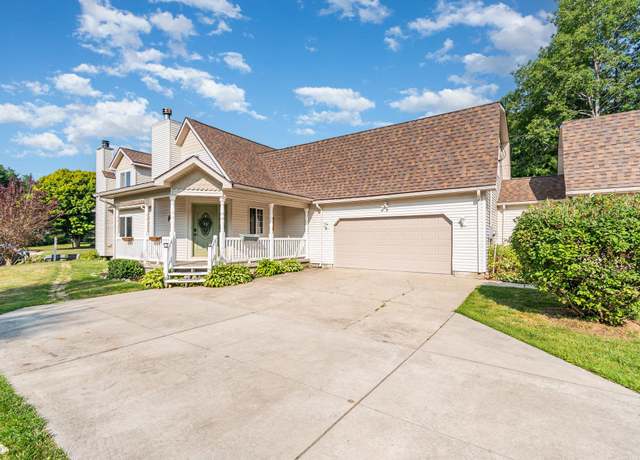 Property at 7746 Five Lakes Dr, Grant Township, MI 48622, 5 beds, 3 baths