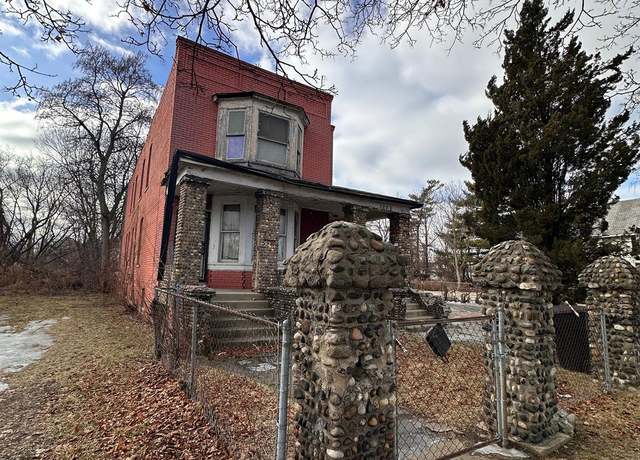 Property at 5125 Rohns St, Detroit, MI 48213, 6 beds, 3 baths