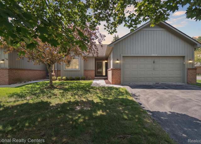 Property at 31535 Merriwood Park Dr, Livonia, MI 48152, 2 beds, 2 baths