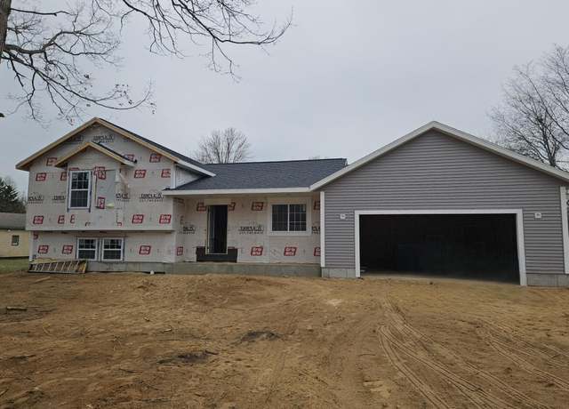Property at 41 S Wilson St, Muskegon, MI 49442, 3 beds, 2 baths