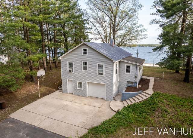 Property at 6789 W 76th St, Baldwin, MI 49304, 2 beds, 1 bath