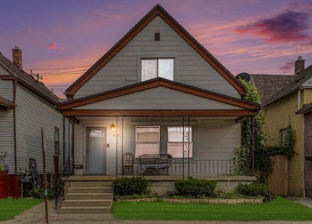 Property at 2476 Hewitt St, Hamtramck, MI 48212, 4 beds, 2 baths
