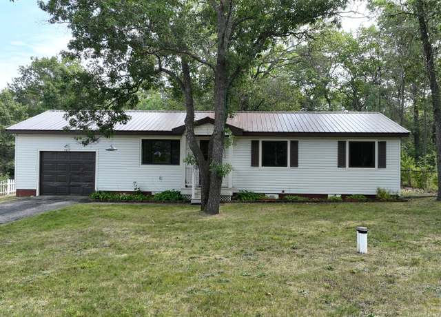 Property at 7215 Tuscarora Cir, Indian River, MI 49749, 3 beds, 1 bath