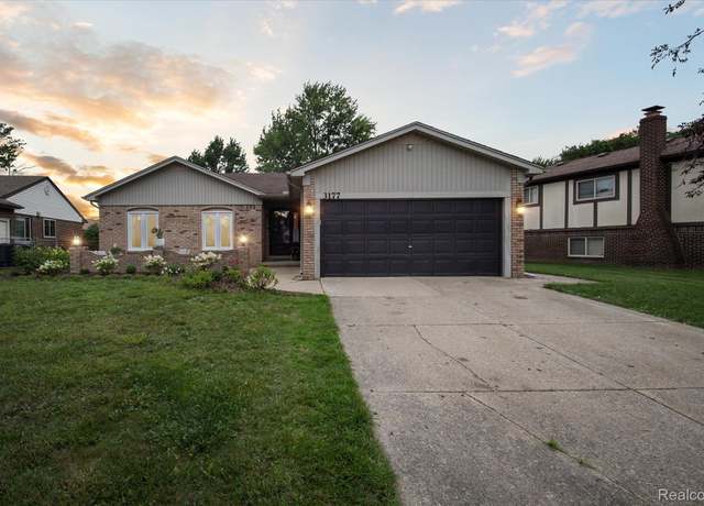 Property at 3177 Sylvan Dr, Sterling Heights, MI 48310, 3 beds, 2.5 baths