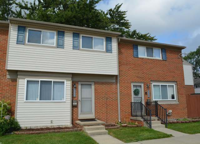 Property at 25849 Salem St, Roseville, MI 48066, 3 beds, 1.5 baths