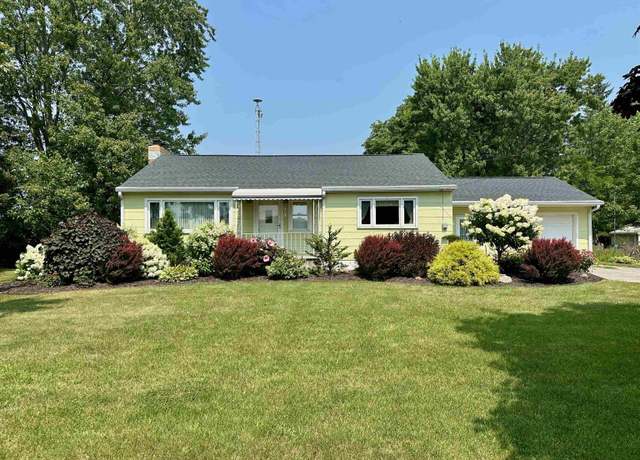 Property at 12490 W Brady Rd, Chesaning Township, MI 48616, 3 beds, 1 bath