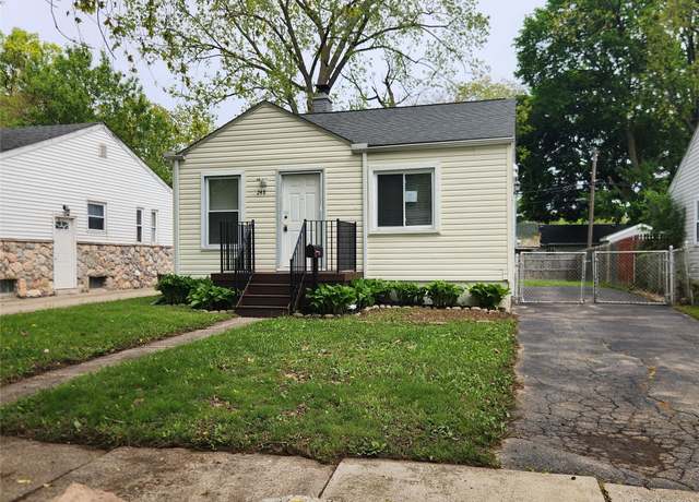 Property at 248 W Longfellow Ave, Pontiac, MI 48340, 2 beds, 1 bath