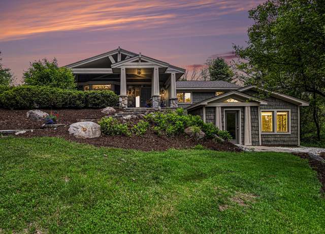 Property at 2855 Lynn Dr, White Lake, MI 48386, 4 beds, 3 baths