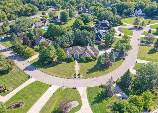 Property at 3300 Fieldstone Dr, Flushing Charter Township, MI 48433, 3 beds, 3.5 baths