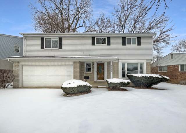 Property at 31038 Mason St, Livonia, MI 48154, 4 beds, 2.5 baths