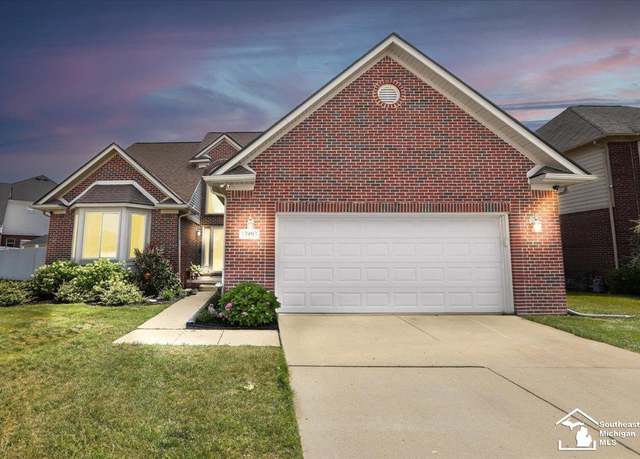 Property at 13993 Sturgeon Bar Ct, Gibraltar, MI 48173, 4 beds, 2.5 baths