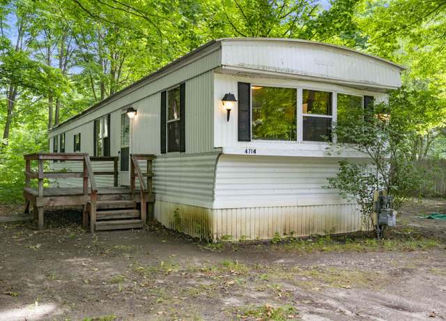 Property at 4714 Luanne Ln, Traverse City, MI 49685, 2 beds, 2 baths
