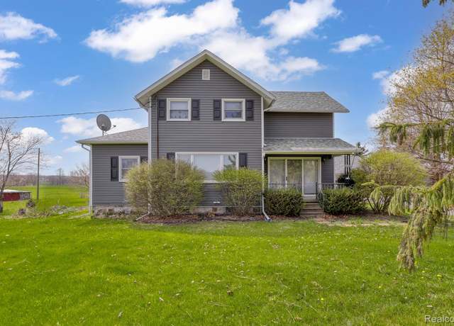 Property at 10639 Mason Rd, Fowlerville, MI 48836, 4 beds, 2 baths
