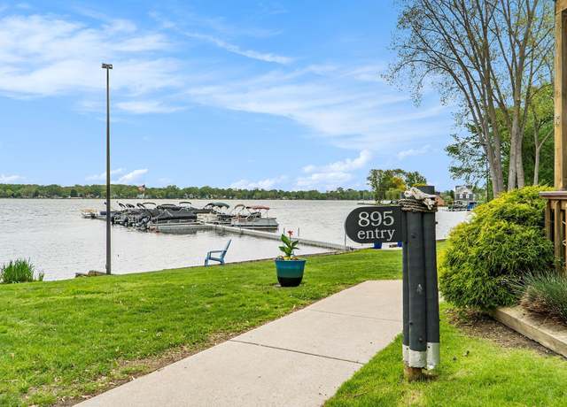 Property at 895 S Pontiac Trl Unit C206, Walled Lake, MI 48390, 1 bed, 1 bath