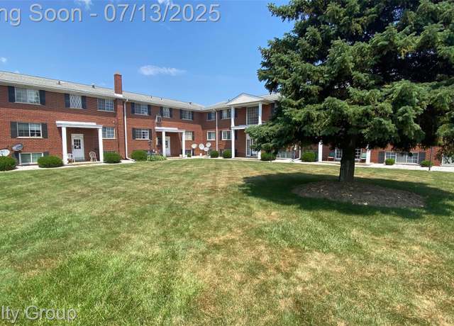 Property at 8240 Crestview Dr Unit B1, Sterling Heights, MI 48312, 2 beds, 1 bath